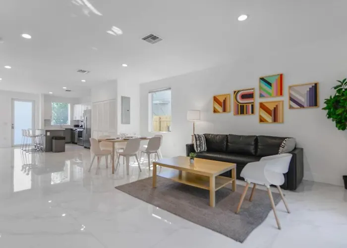 Spectacular 3 bedrooms house, Spacious&Bright
